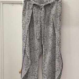 Beach Cover Up Pants - Black/Beige  - Size Small/Petite